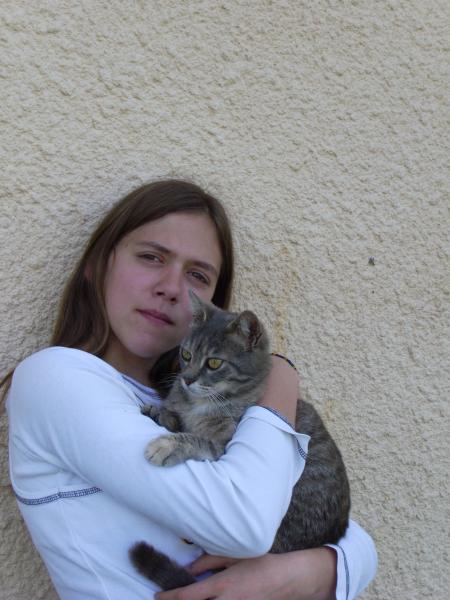 Voici ma copine DIDOU avec son chat !